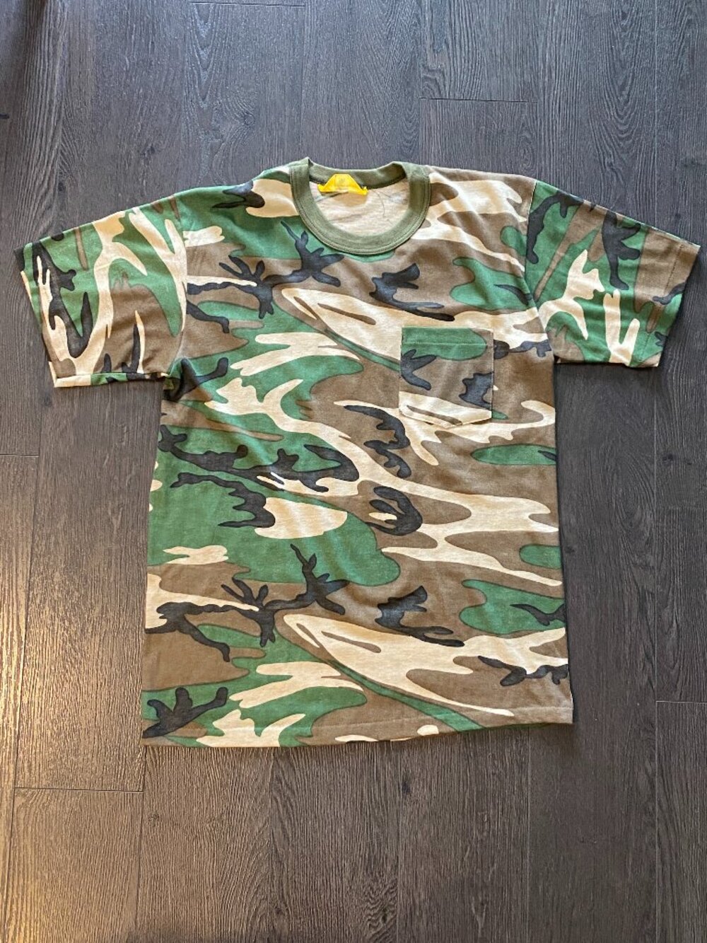 VINTAGE 90S RANGER BRAND CAMO CAMOUFLAGE PATTERN POCKET TEE SIZE MEDIUM